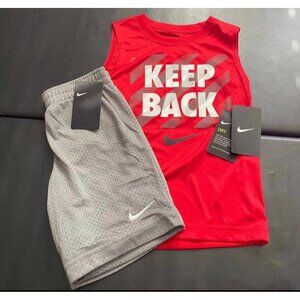 NWT Nike Athletic Set Boys Size 6